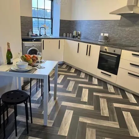 2 Bedroom In *
